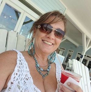 Meet your Posher, Theresa